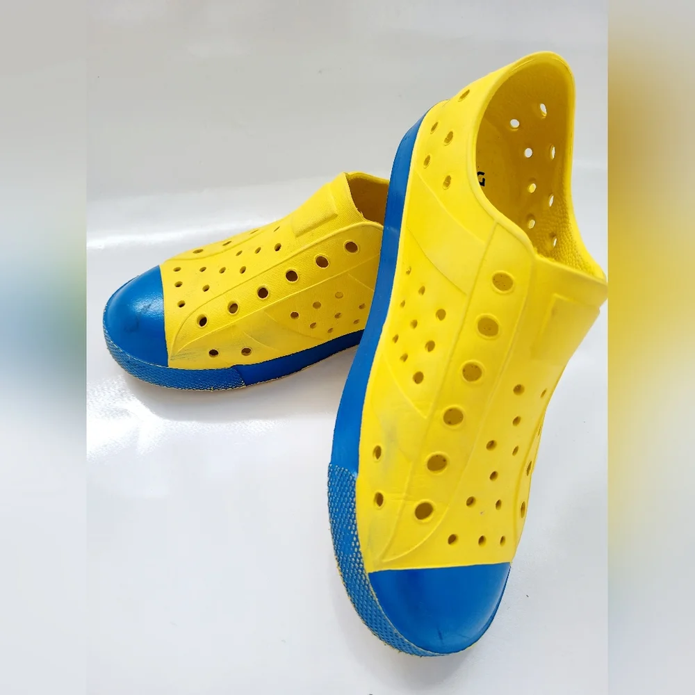 DSG Kid's Water Shoes Slip on Lightweight Perforated EVA Yellow/Blue 3-4Y